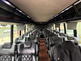 2013 Ford F650 bus