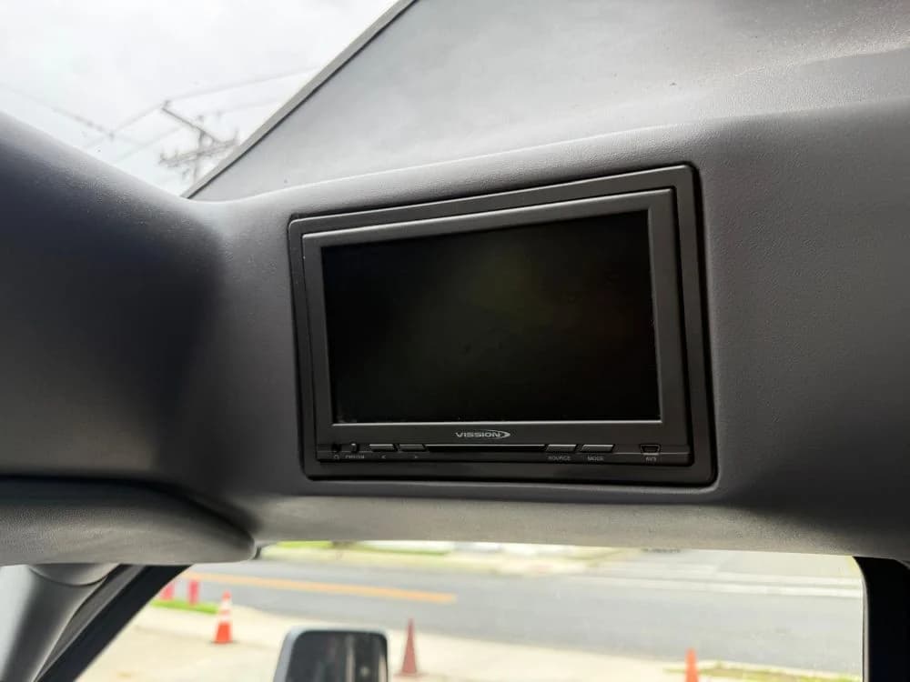 2013 FORD F650 - Image 4