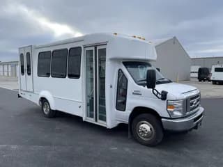 2017 Ford E350 bus