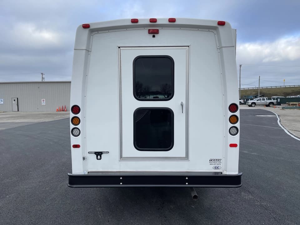 2017 Ford E350 Elkhart Coach Shuttle Bus - Image 5