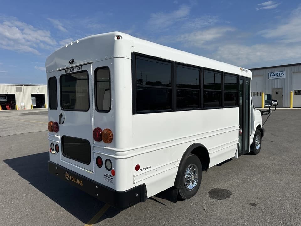 2022 Chevrolet Express 3500 Collins - Image 3