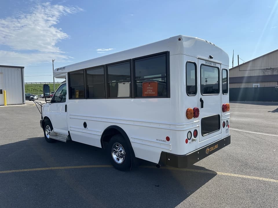 2022 Chevrolet Express 3500 Collins - Image 4