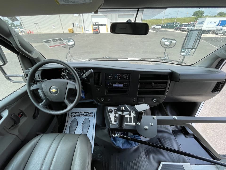2017 Chevrolet Express 3500 Collins Shuttle Bus - Image 13