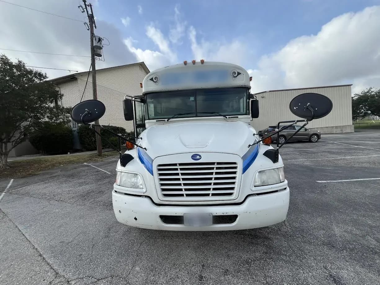 2010 Blue Bird Comventional - Image 14