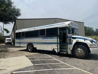 2010 Blue Bird Comventional - Image 2