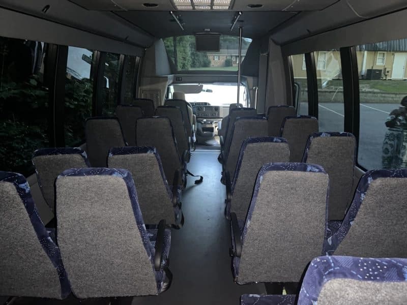 2016 Ford E450 ADA Shuttle Bus - Image 7