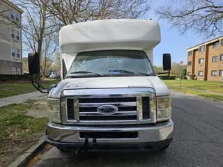 2008 Ford E450 bus