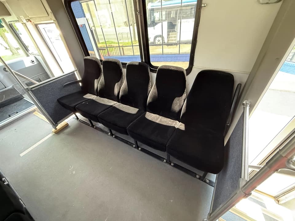 2013 Freightliner MB-45 Coach Bus - Image 14
