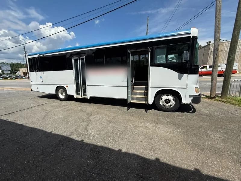 2013 Freightliner MB-45 Coach Bus - Image 5