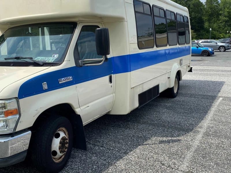 2012 Ford E450 Mini Buses/Shuttles - Image 6