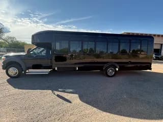 2012 Ford F550 bus