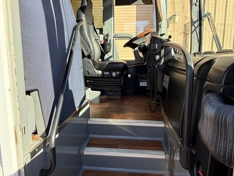 2016 Prevost X3-45 Motor Coaches - Image 6