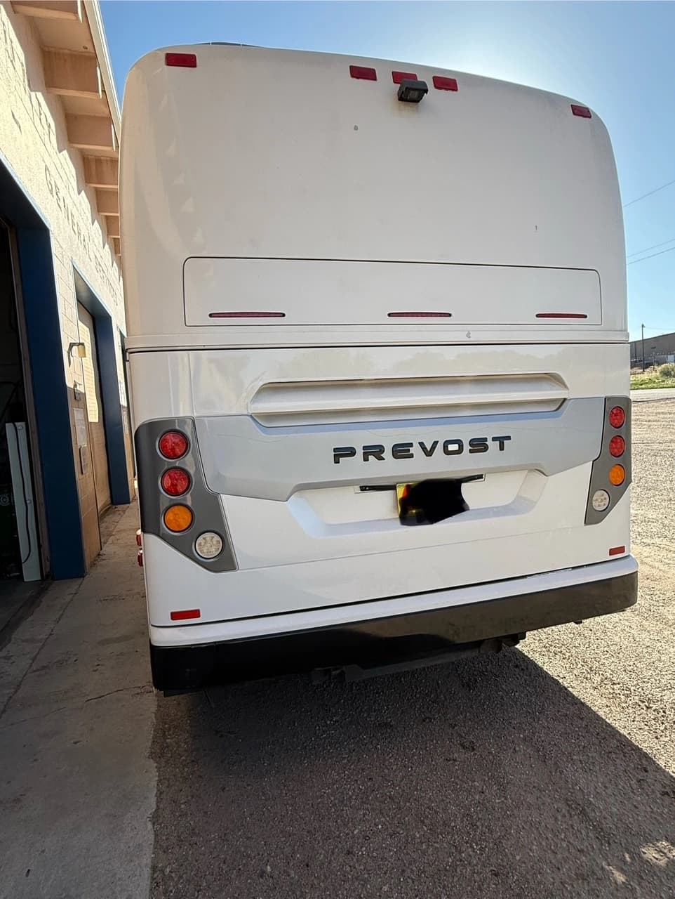 2016 Prevost X3-45 Motor Coaches - Image 2