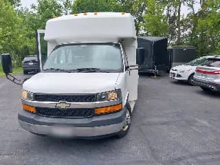 2014 Chevrolet Cutaway bus