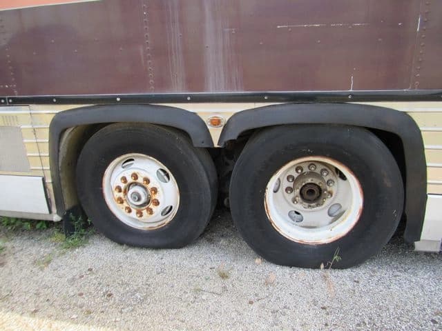 1984 TMC MC-9 Motor Coaches - Image 6