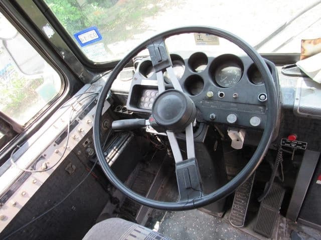 1984 TMC MC-9 Motor Coaches - Image 12