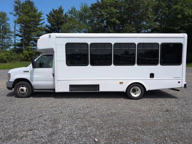 2019 Ford Starcraft Cutaway Shuttle Bus - Image 2