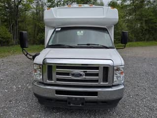 2021 Ford Champion bus