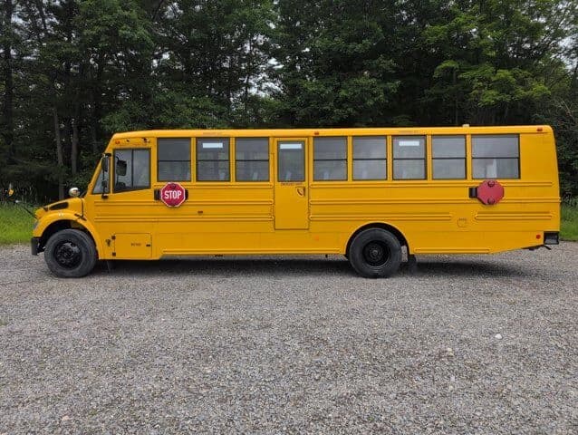 2019 Freightliner Thomas School Bus - Image 2