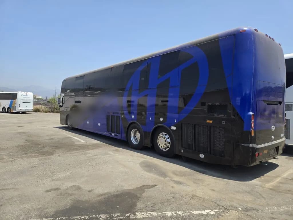 2019 Jiangxi Kama HT45 Passenger Bus - Image 2