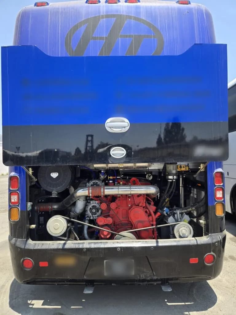 2019 Jiangxi Kama HT45 Passenger Bus - Image 4