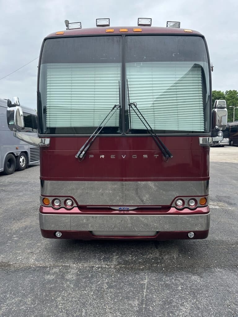 2006 Prevost XLII Entertainer Motorcoach - Image 6