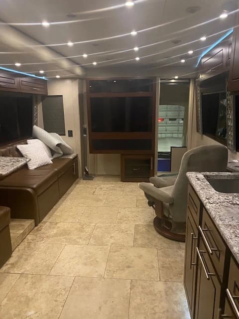 2003 Prevost H3-45 Motorcoach Conversion - Image 13