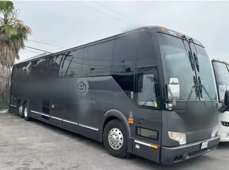 2017 Prevost H3-45 Coach - Image 1