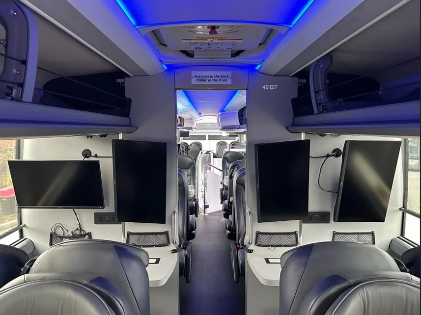 2020 MCI D45CRTLE Coach - Image 6
