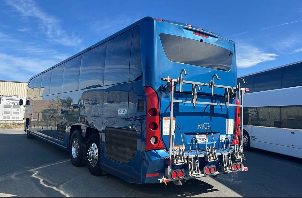 2020 MCI D45CRTLE Coach - Image 2