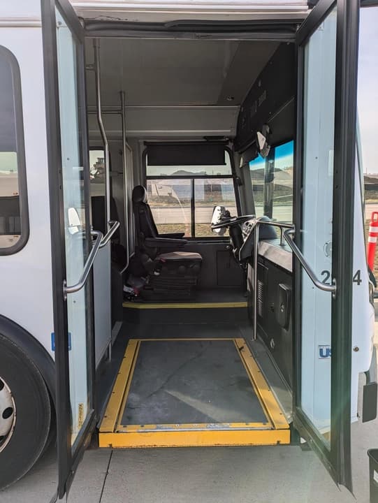 2021 Arboc EQUESS Shuttle Bus - Image 6