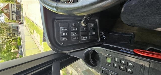 2019 MCI J4500 Coach - Image 5