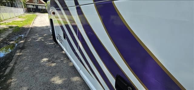 2019 MCI J4500 Coach - Image 47