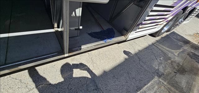 2019 MCI MCI J4500 Coach - Image 12