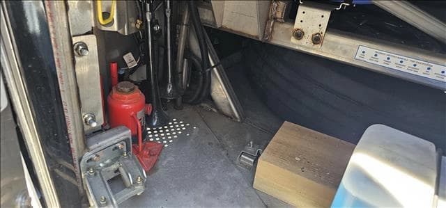 2019 MCI MCI J4500 Coach - Image 15