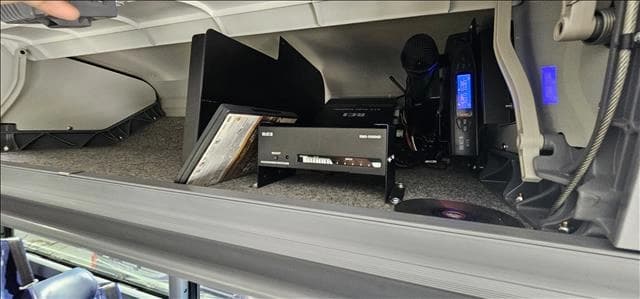 2019 MCI MCI J4500 Coach - Image 26