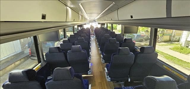 2019 MCI MCI J4500 Coach - Image 29