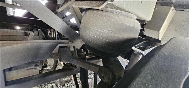 2019 MCI MCI J4500 Coach - Image 44