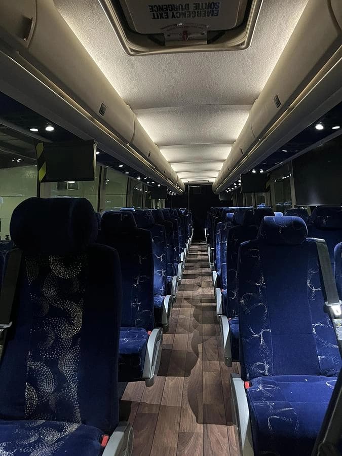 2019 Prevost H3-45 Coach - Image 11