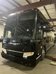 2019 Prevost (NFI) H3-45 bus