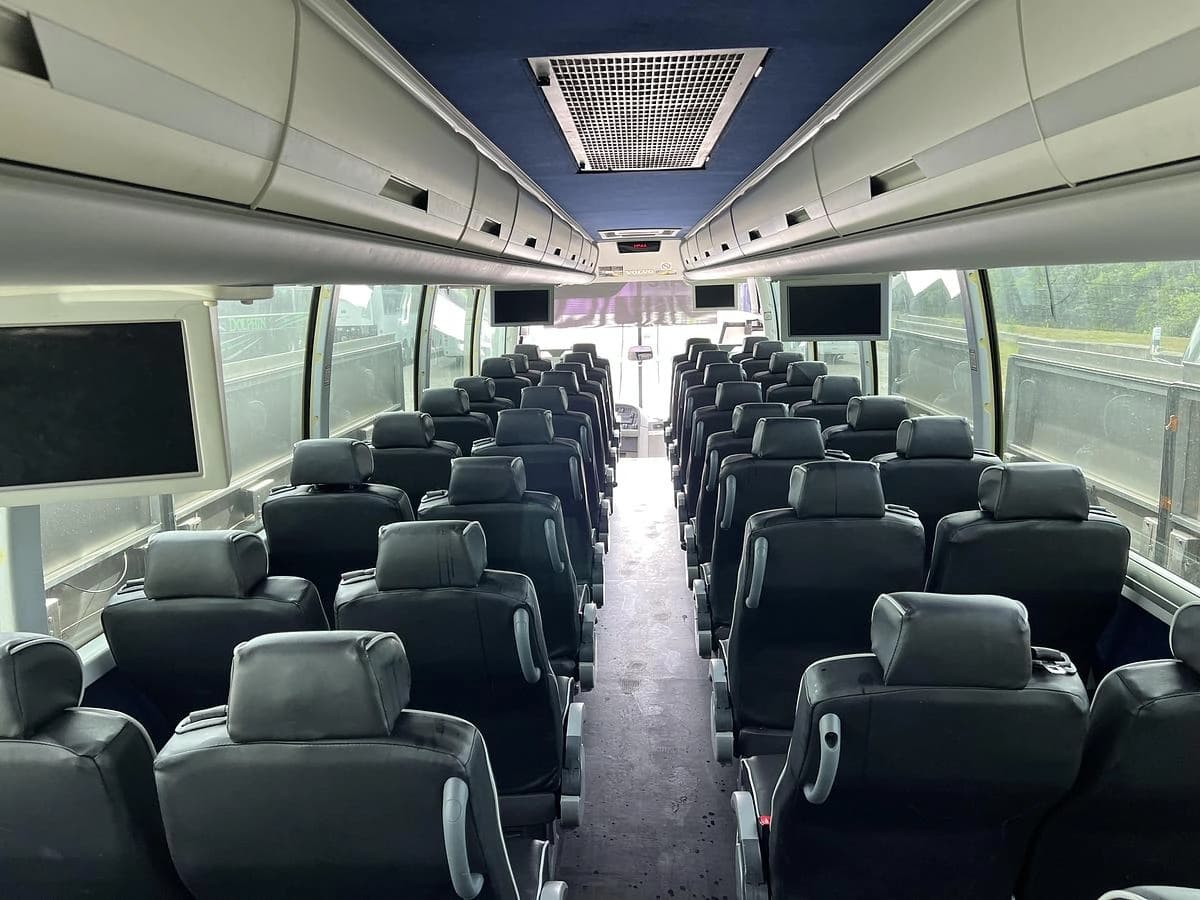 2017 Volvo 9700 Coach - Image 14