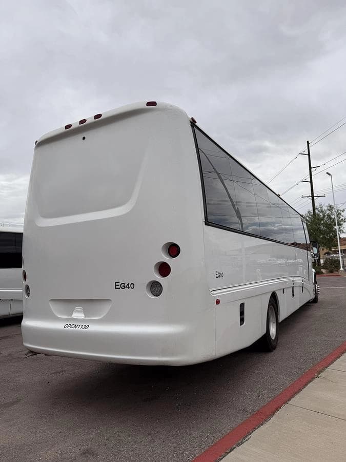 2019 Freightliner EG40 Cutaway - Image 3