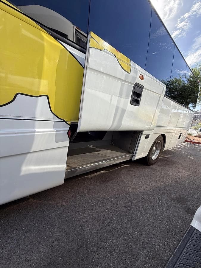 2018 Freightliner EG40 Cutaway - Image 10