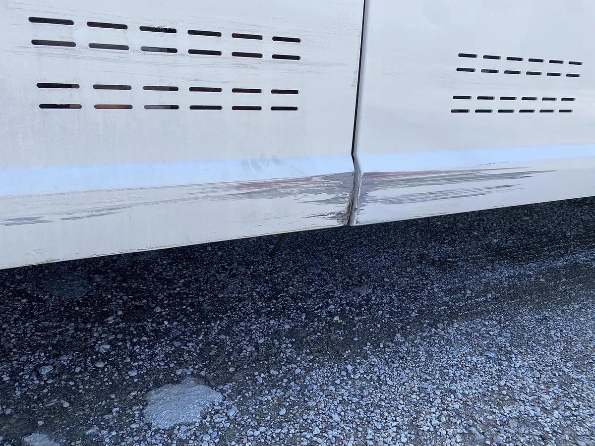 2017 Mci J4500 Coach - Image 13
