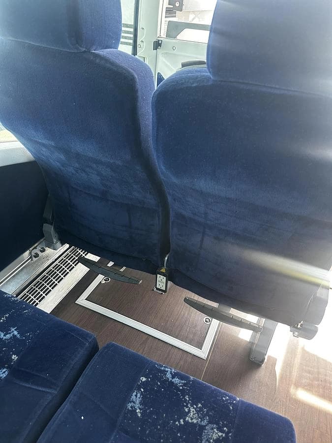 2015 Volvo 9700 Coach - Image 6