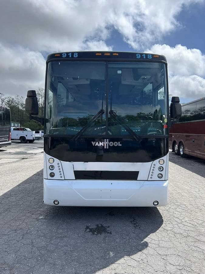 2016 Van hool CX45 ADA Coach - Image 5