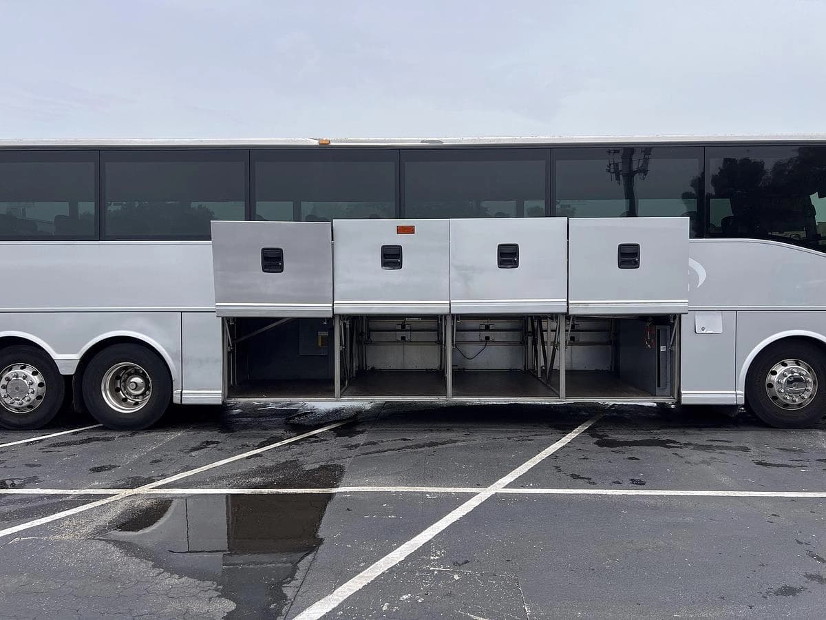 2006 Van hool C2045 Coach - Image 6