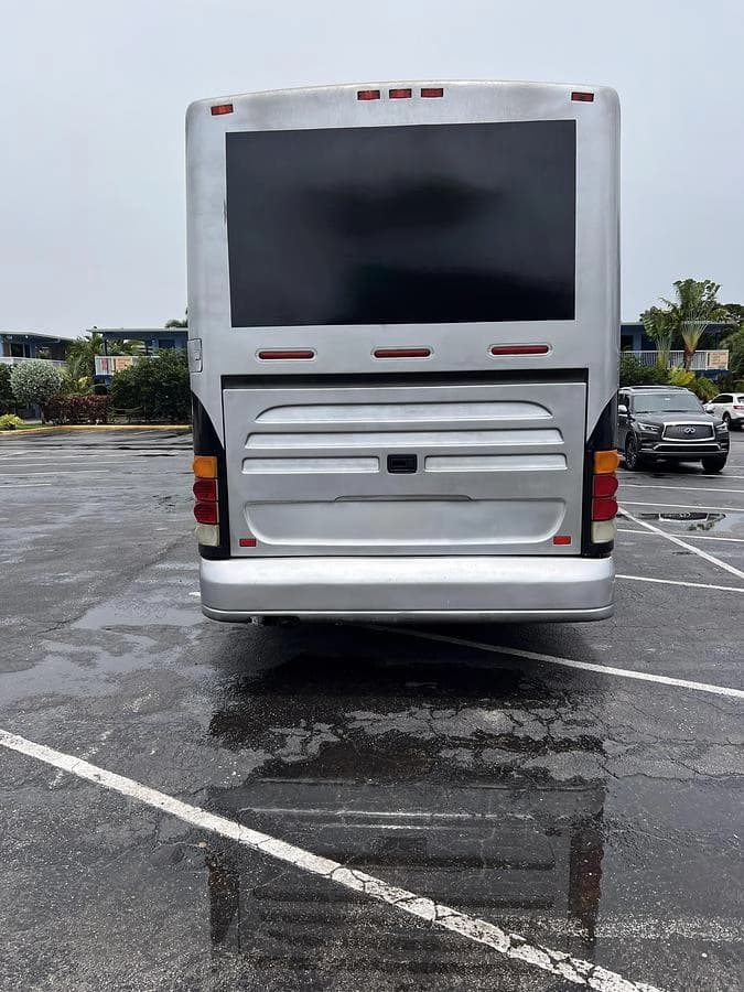 2006 Van hool C2045 Coach - Image 9