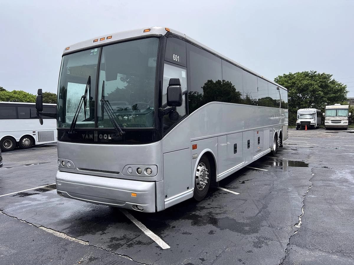 2006 Van hool C2045 Coach - Image 1
