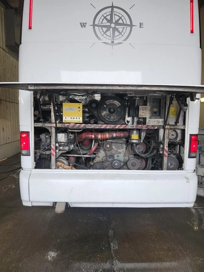 2007 Mci E4500 Coach - Image 6